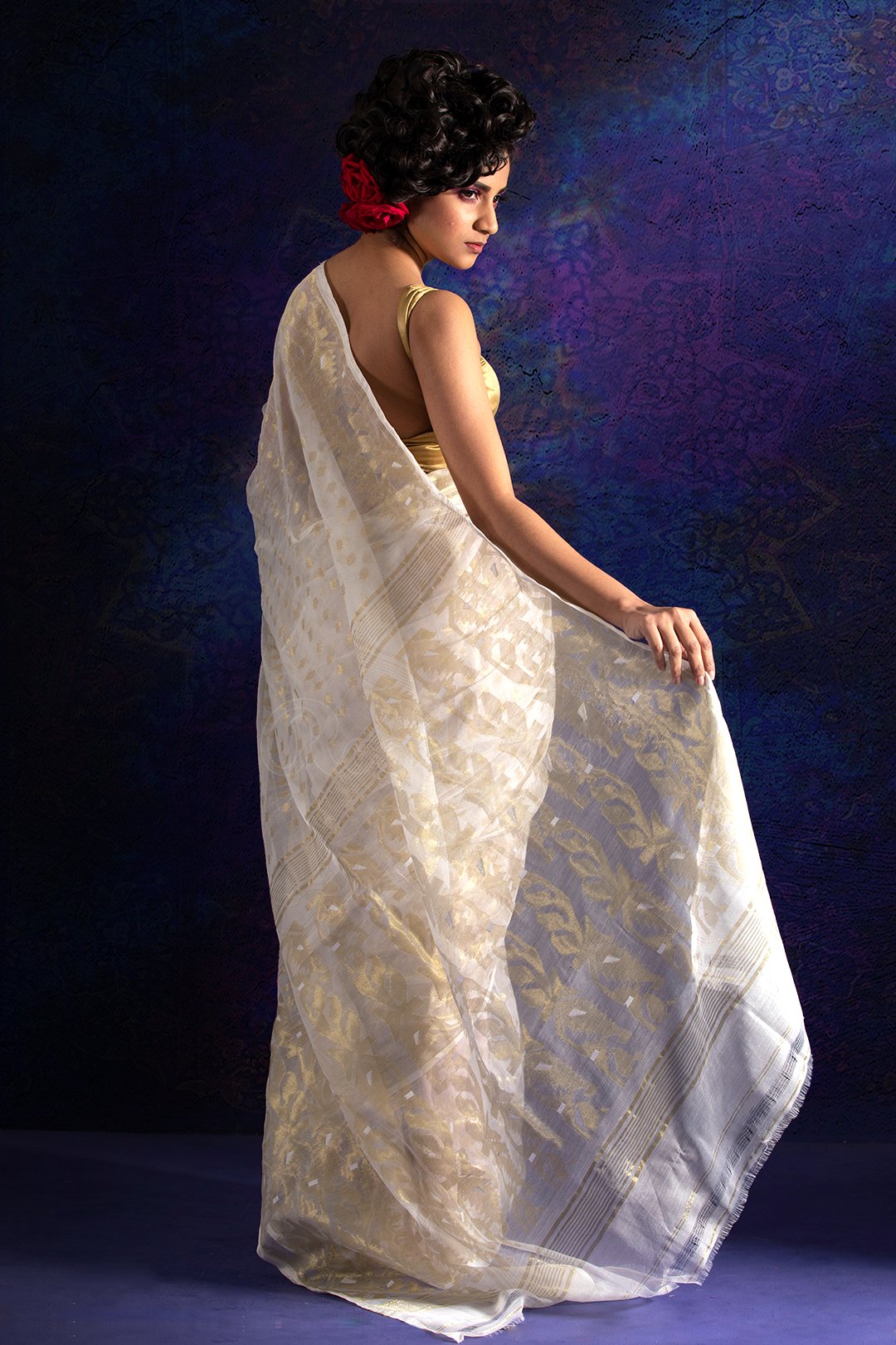 White with Golden Zari Work Hand Woven Silk Cotton Dhakai Jamdani Saree