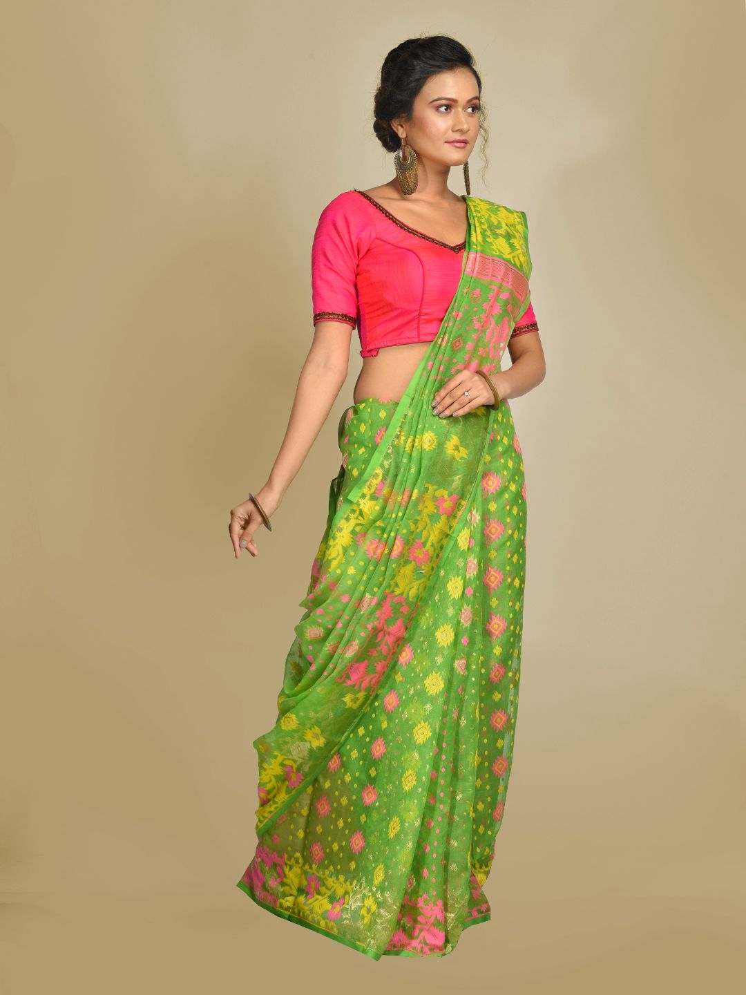 Green Cotton Blended Hand woven soft Jamdani saree