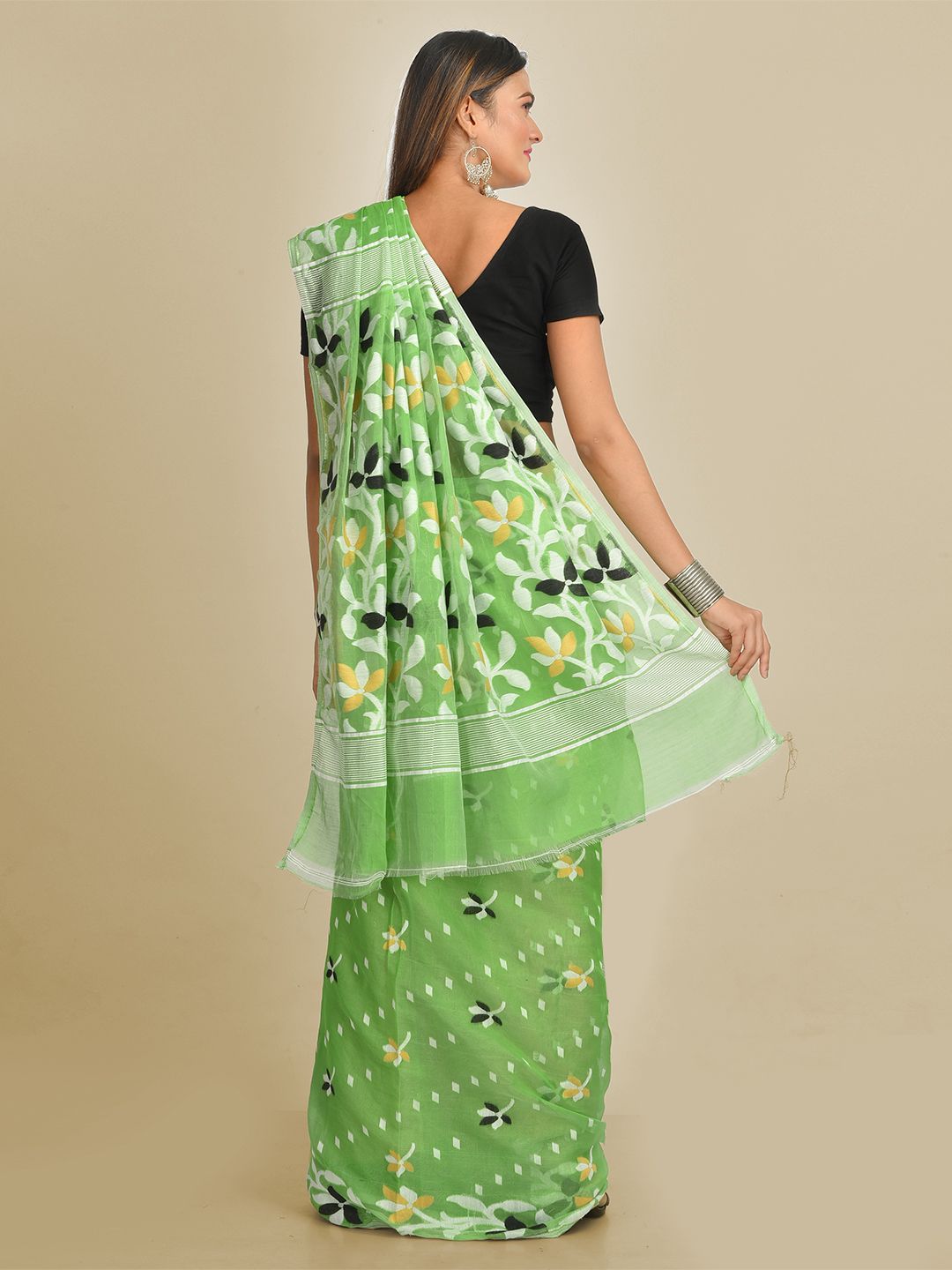 Green Cotton Blended Hand woven soft Jamdani saree