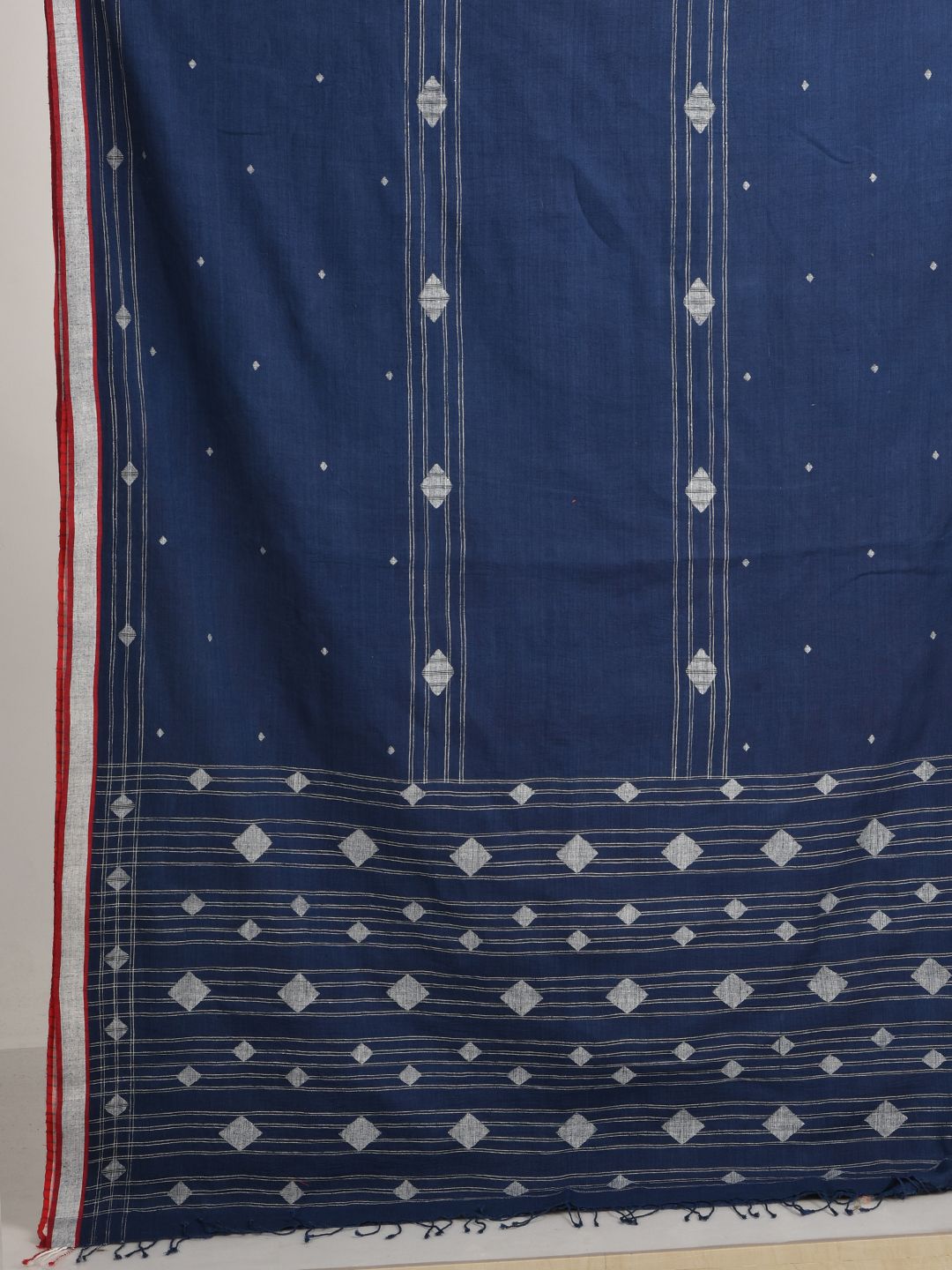 Blue Pure Cotton Hand woven soft saree with Jamdani work