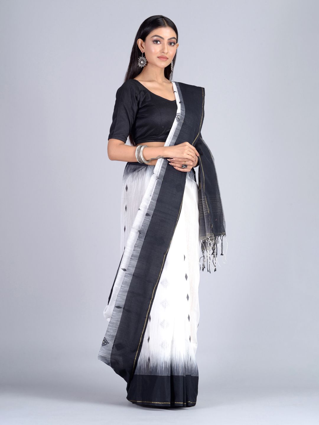 White and Black Contrast  Hand woven Saree