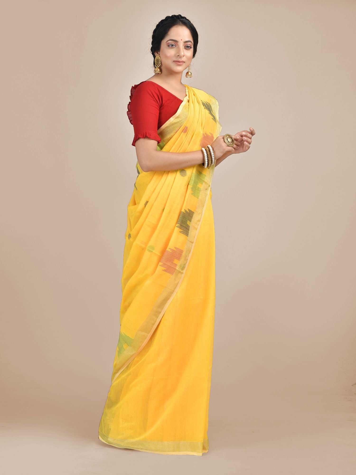 Yellow Hand woven Blended Cotton temple border saree