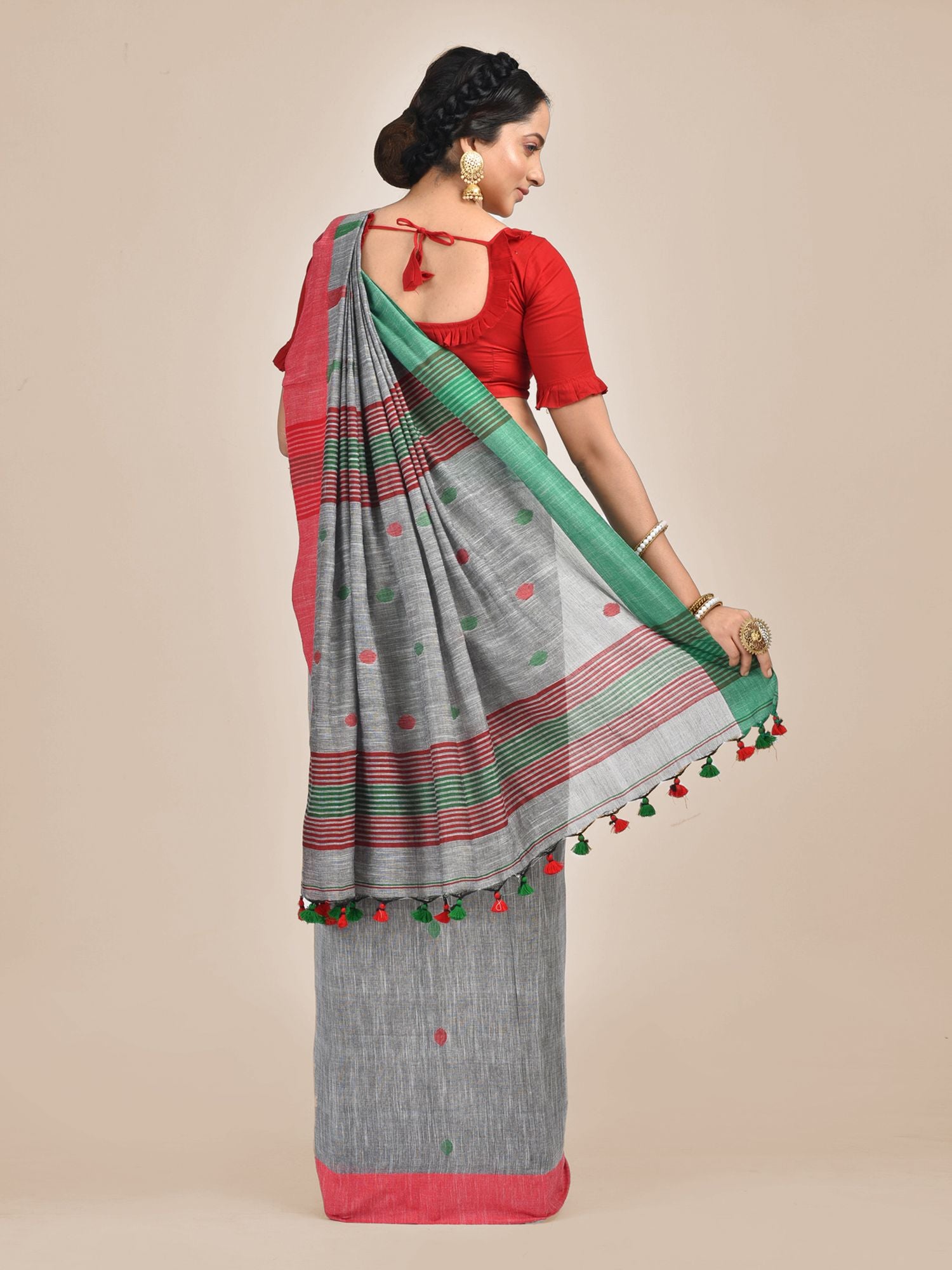 Ash Cotton Hand woven saree with duel border