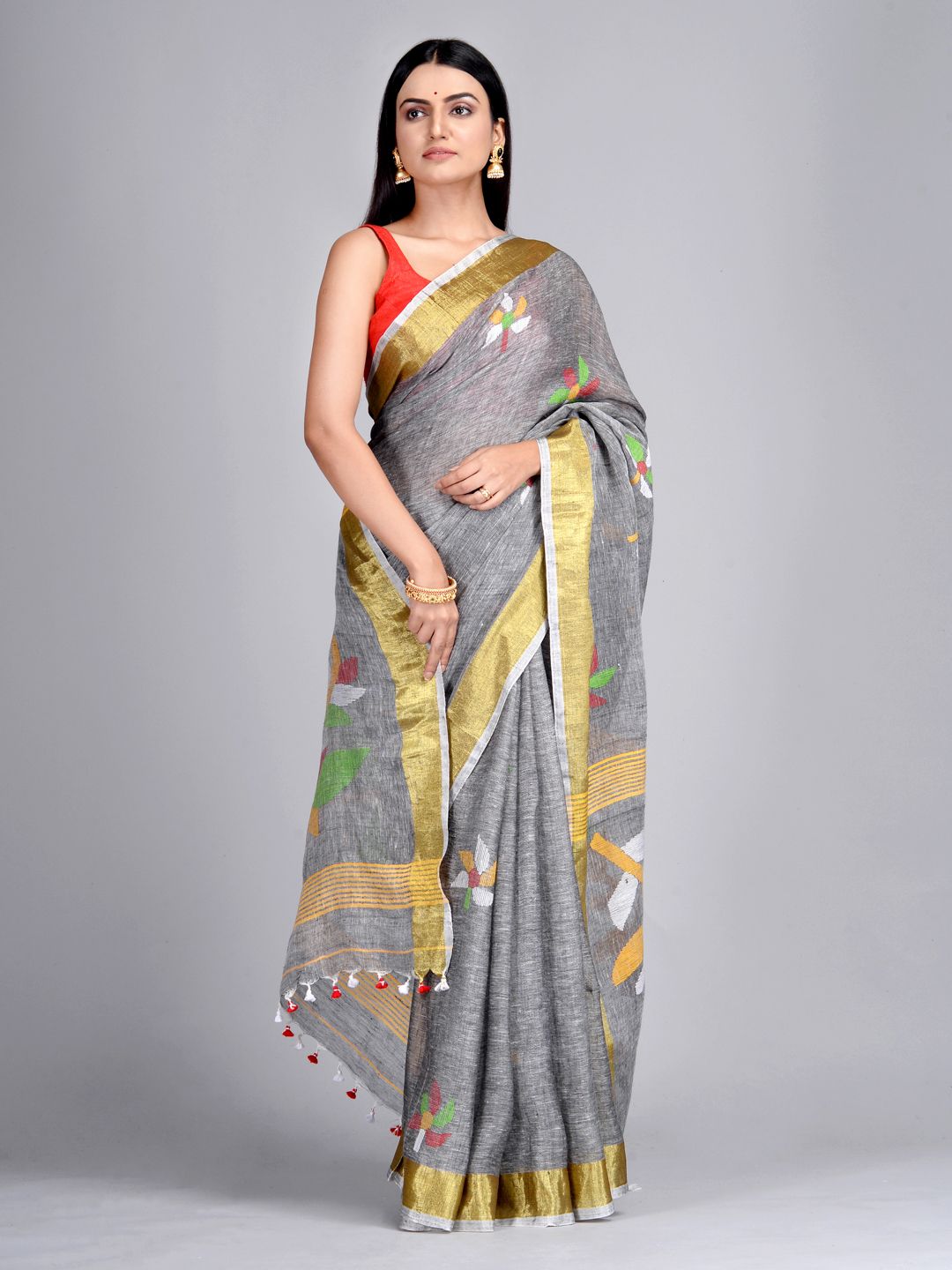 Grey Hand Woven Linen Saree with Jamdani Work in Pallu