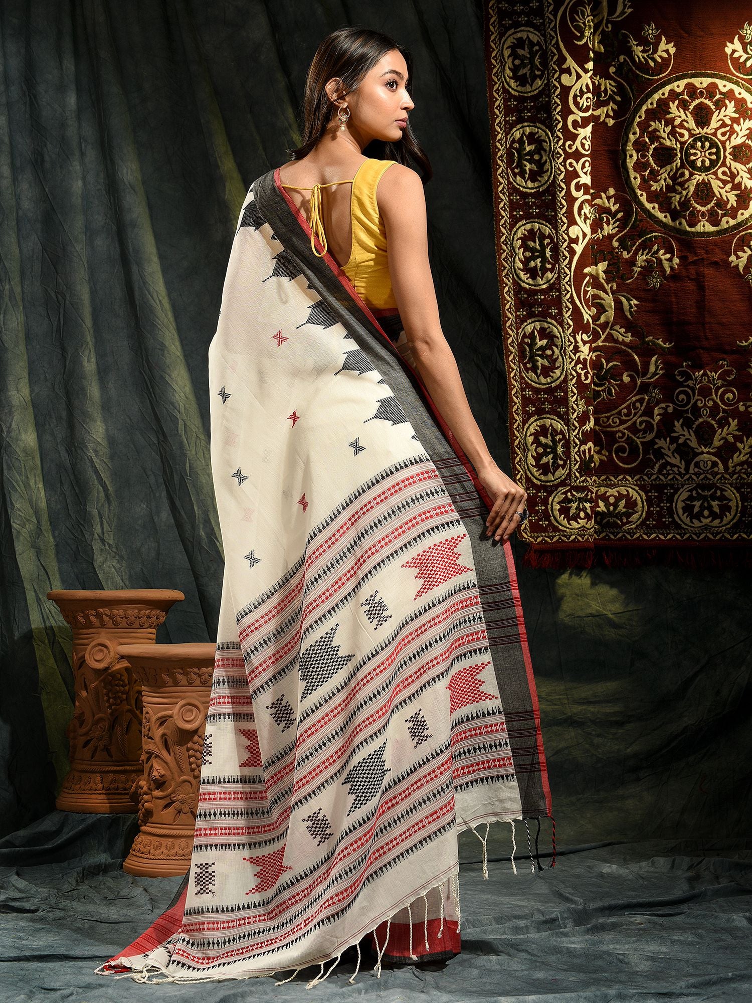 Ivory White  Pure Cotton hand woven saree with temple border