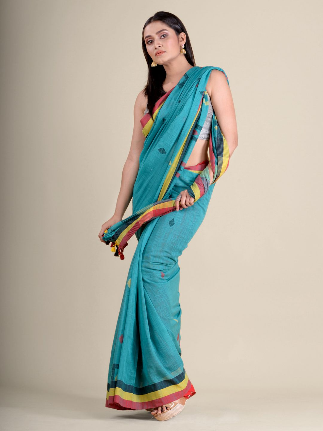 Green soft Cotton handwoven saree with geomatric design