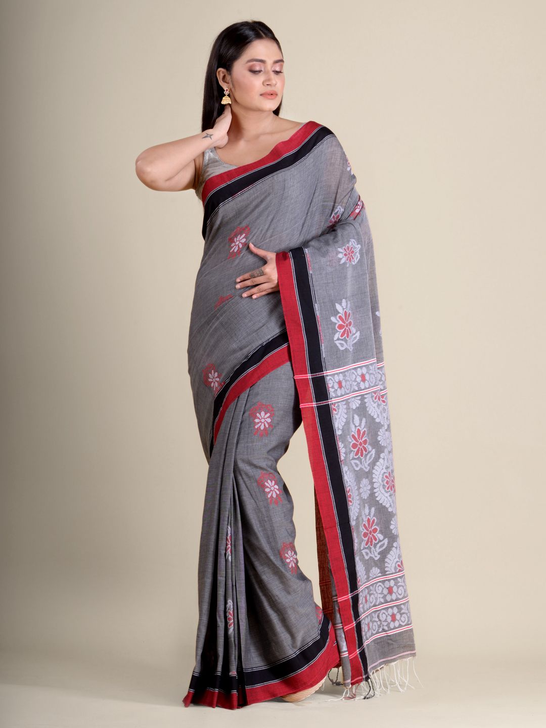 Grey handwoven soft cotton saree with floral design