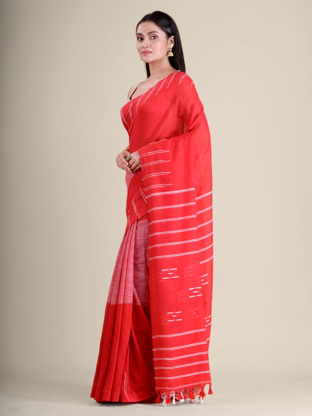 Red handwoven soft cotton saree