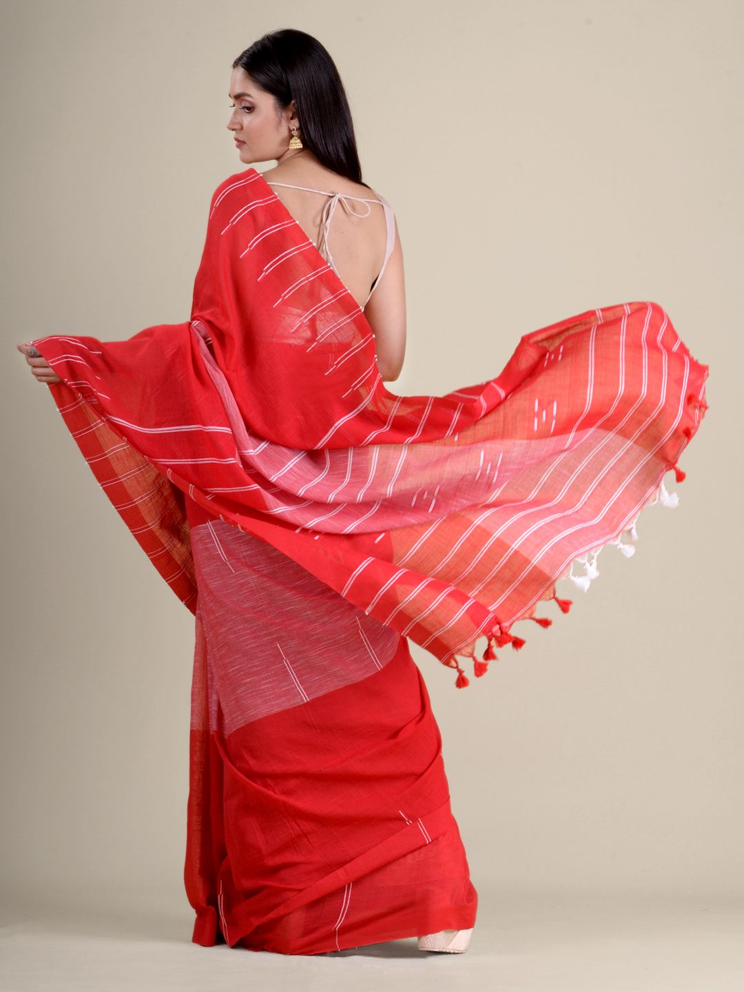 Red handwoven soft cotton saree