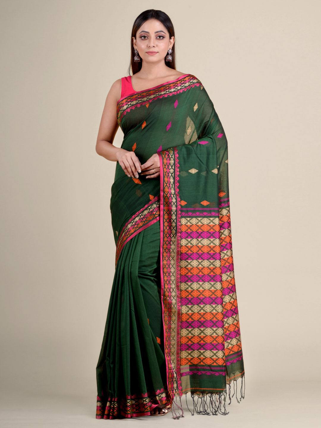 Green soft Cotton handwoven saree with allover buti