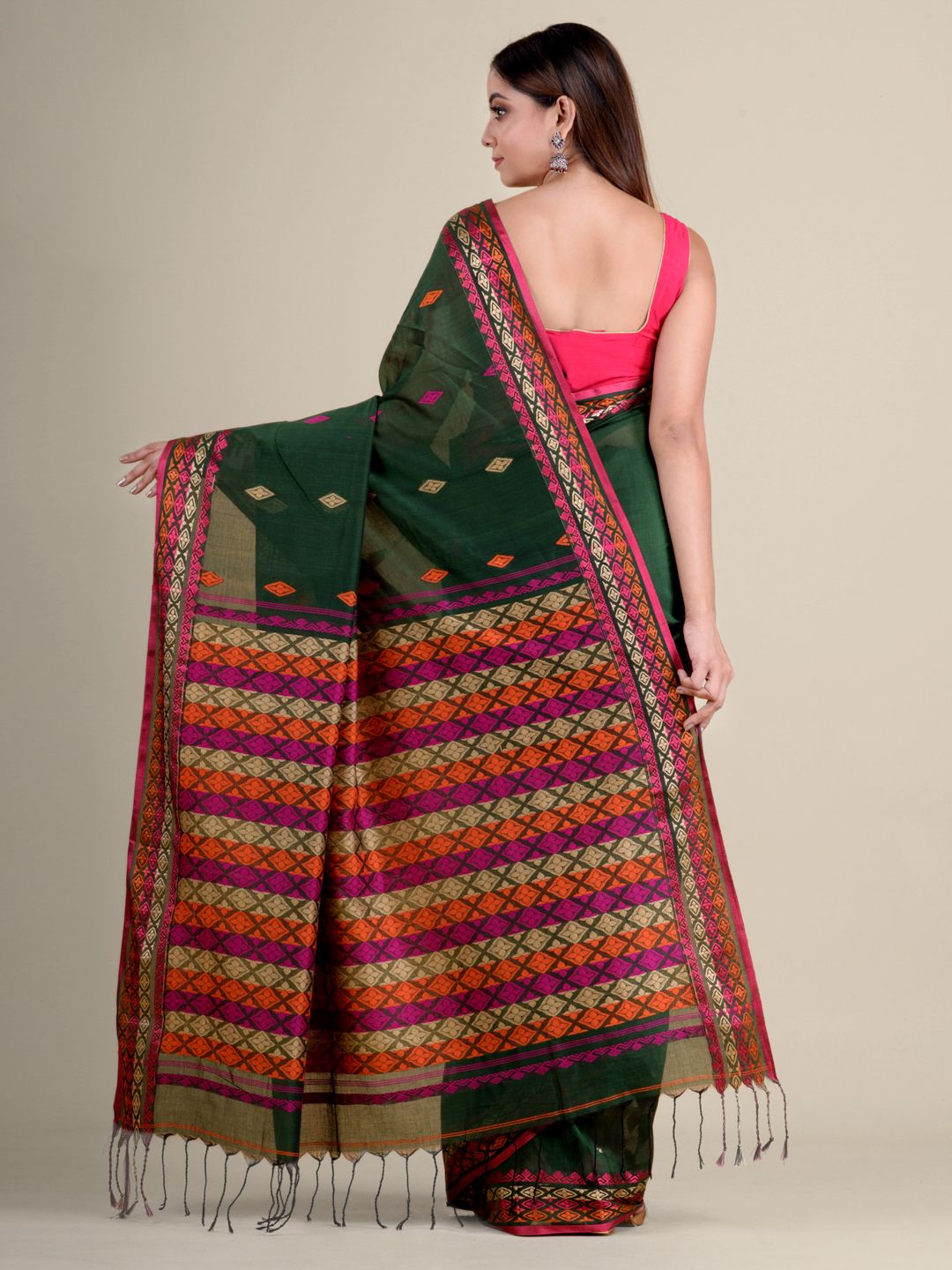 Green soft Cotton handwoven saree with allover buti