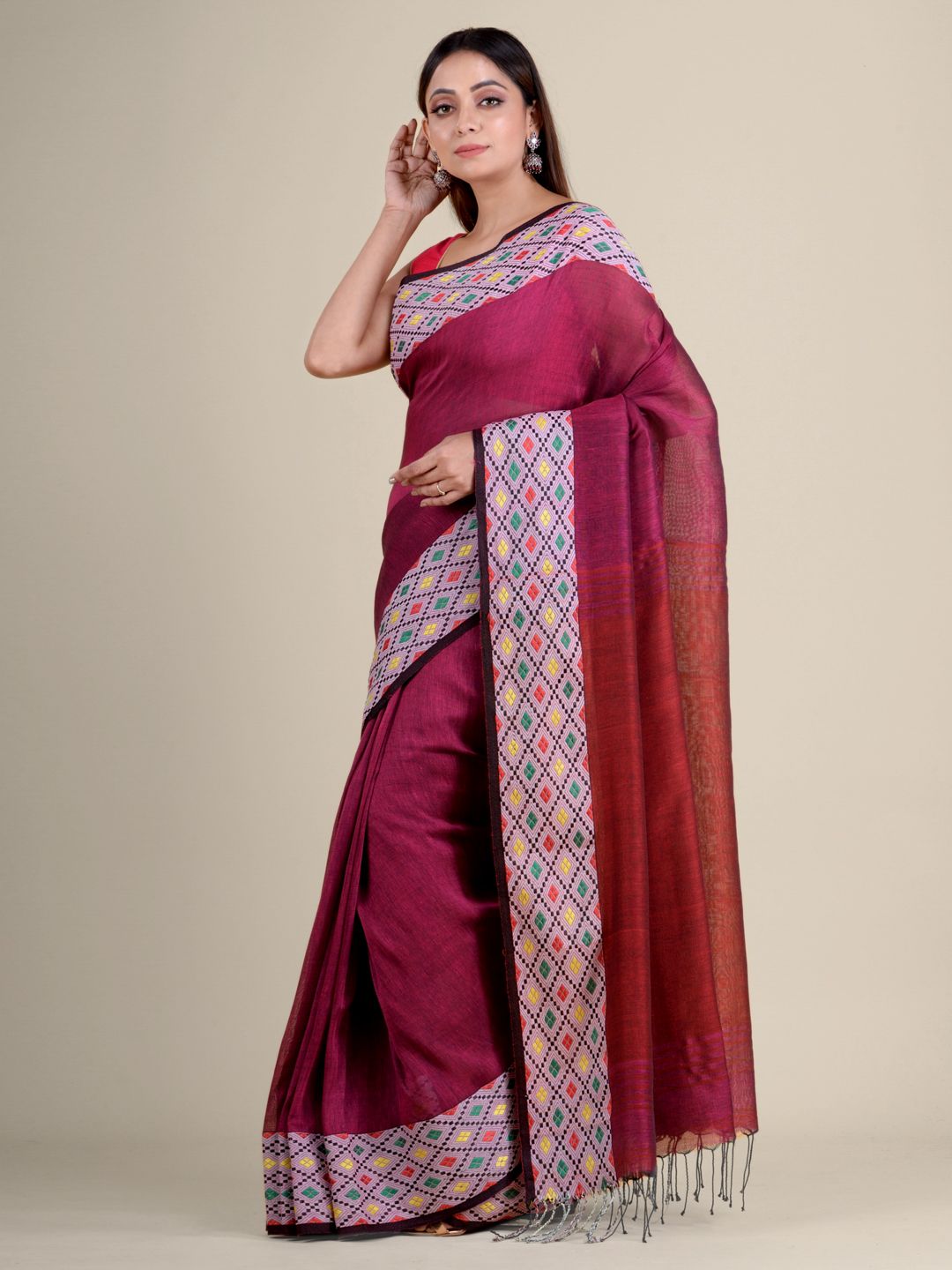 Magenta soft Cotton handwoven saree with geomatric border