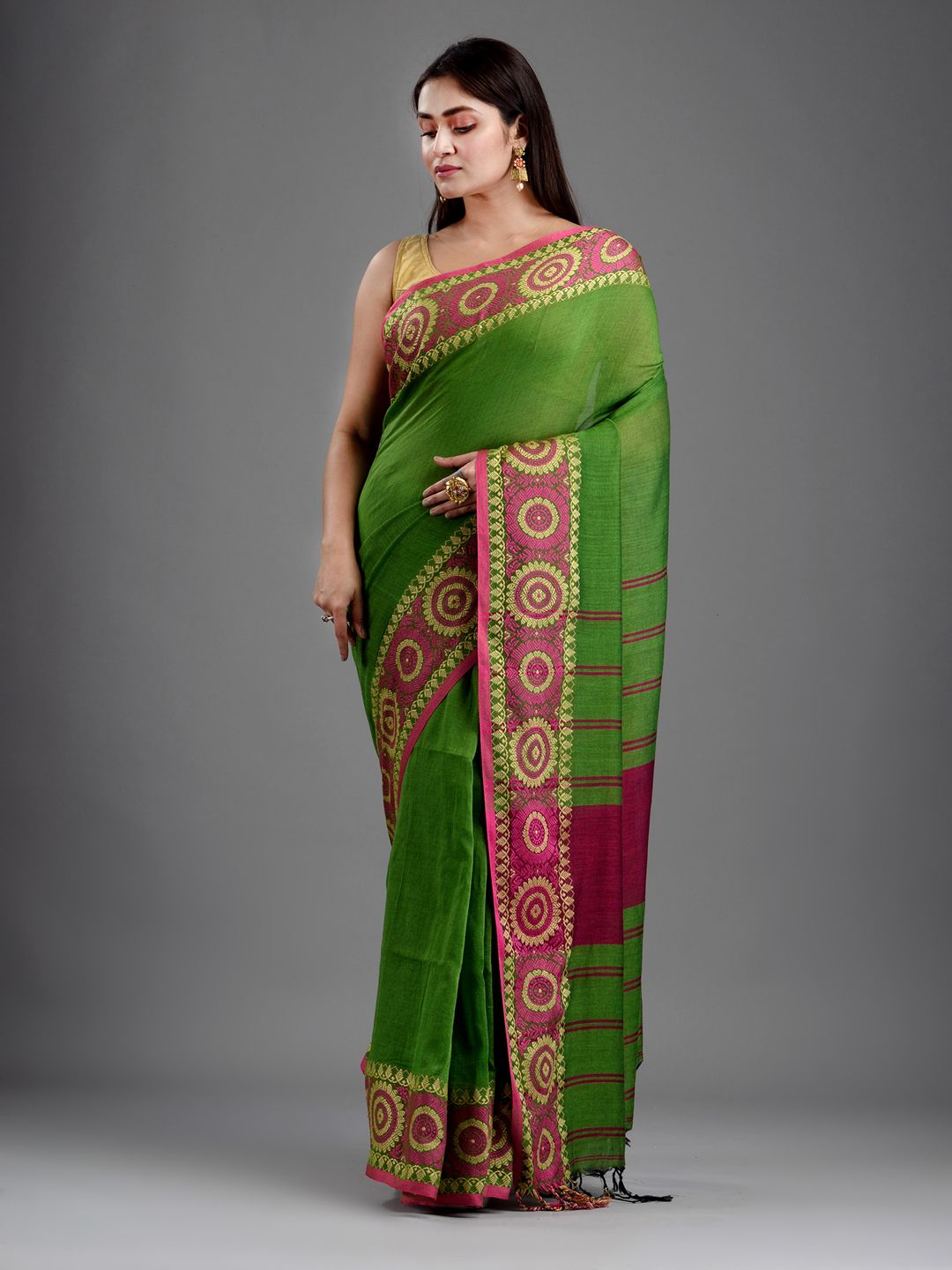 SAJASAJO BENGAL HANDLOOM PURE COTTON BEGUMPURI SAREE