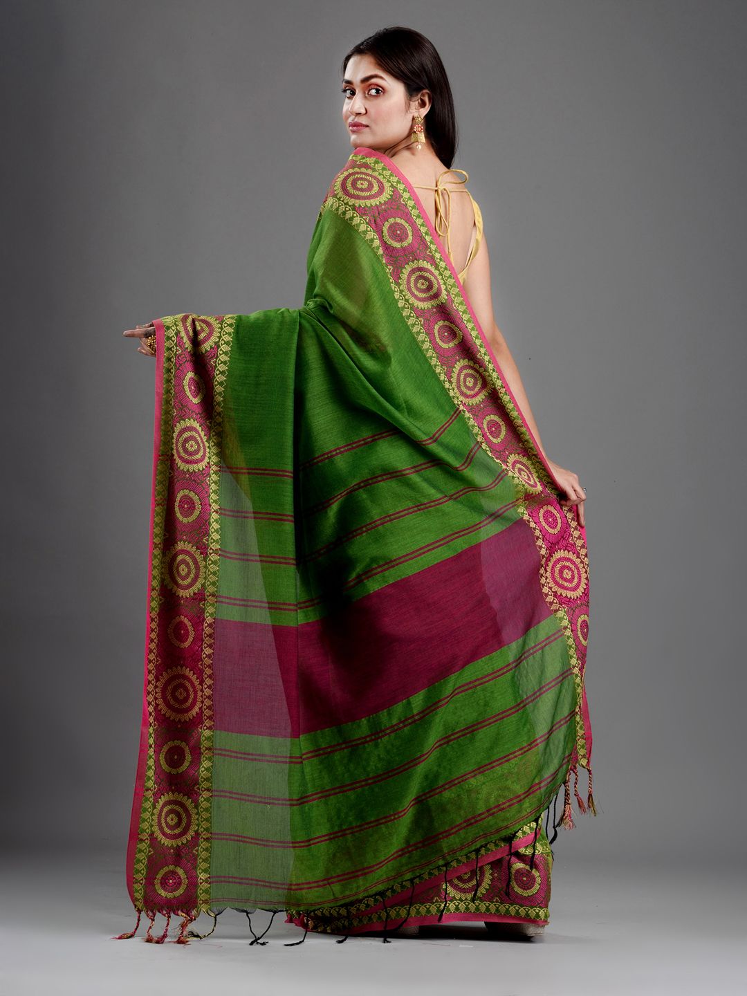 SAJASAJO BENGAL HANDLOOM PURE COTTON BEGUMPURI SAREE