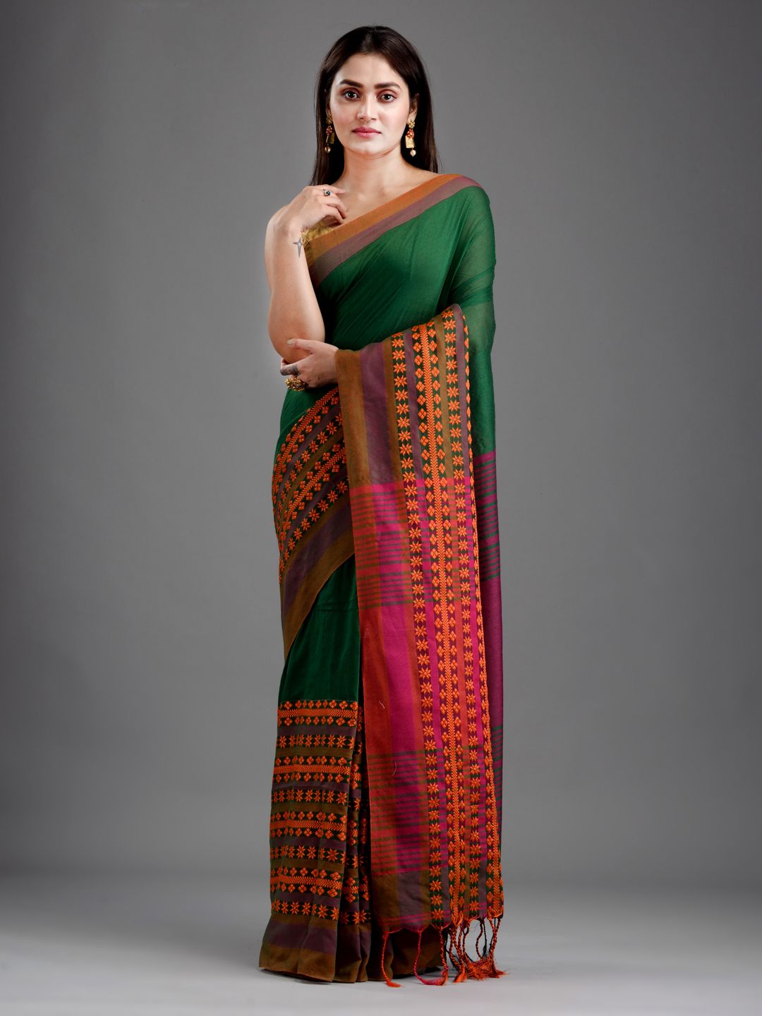 SAJASAJO BENGAL HANDLOOM PURE COTTON BEGUMPURI SAREE