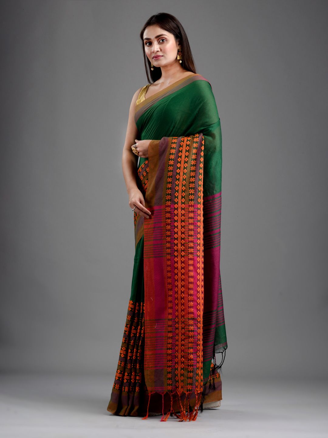 SAJASAJO BENGAL HANDLOOM PURE COTTON BEGUMPURI SAREE