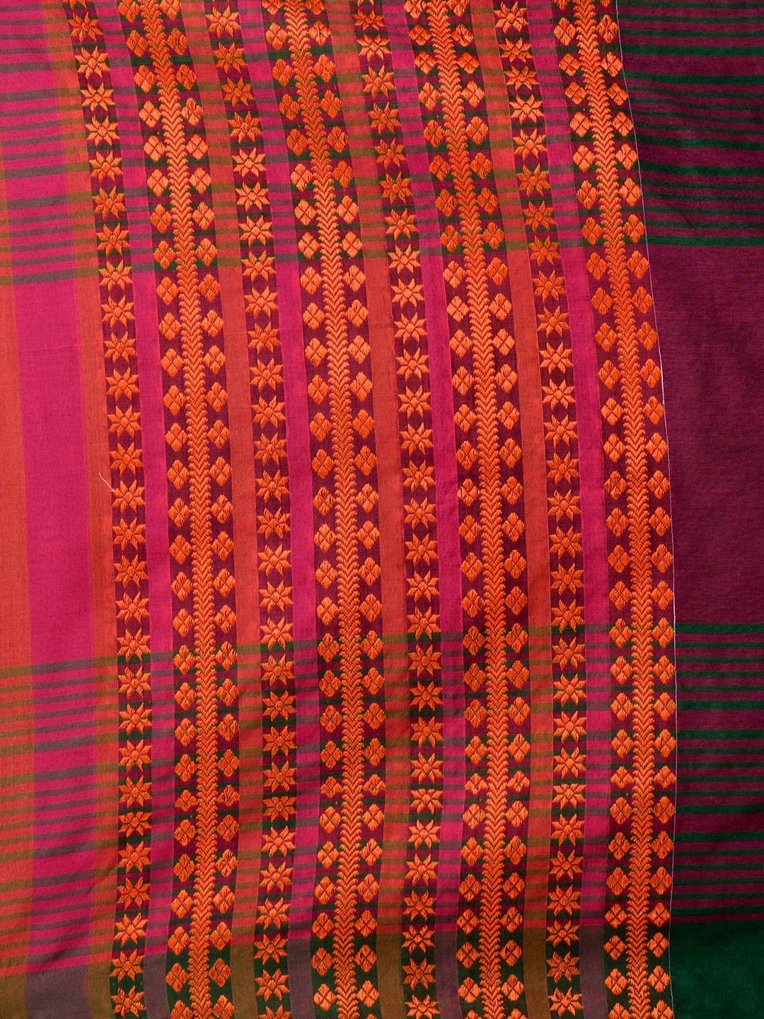 SAJASAJO BENGAL HANDLOOM PURE COTTON BEGUMPURI SAREE