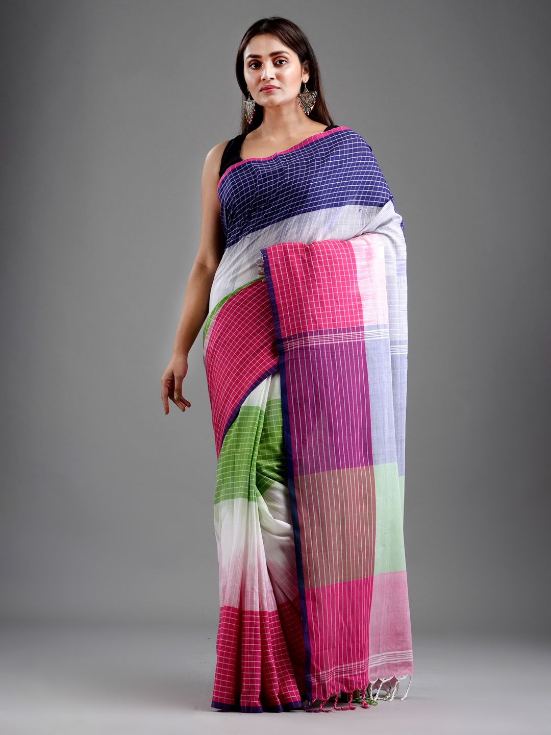 SAJASAJO PURE COTTON BENGAL HANDLOOM IKKAT BORDER SAREE