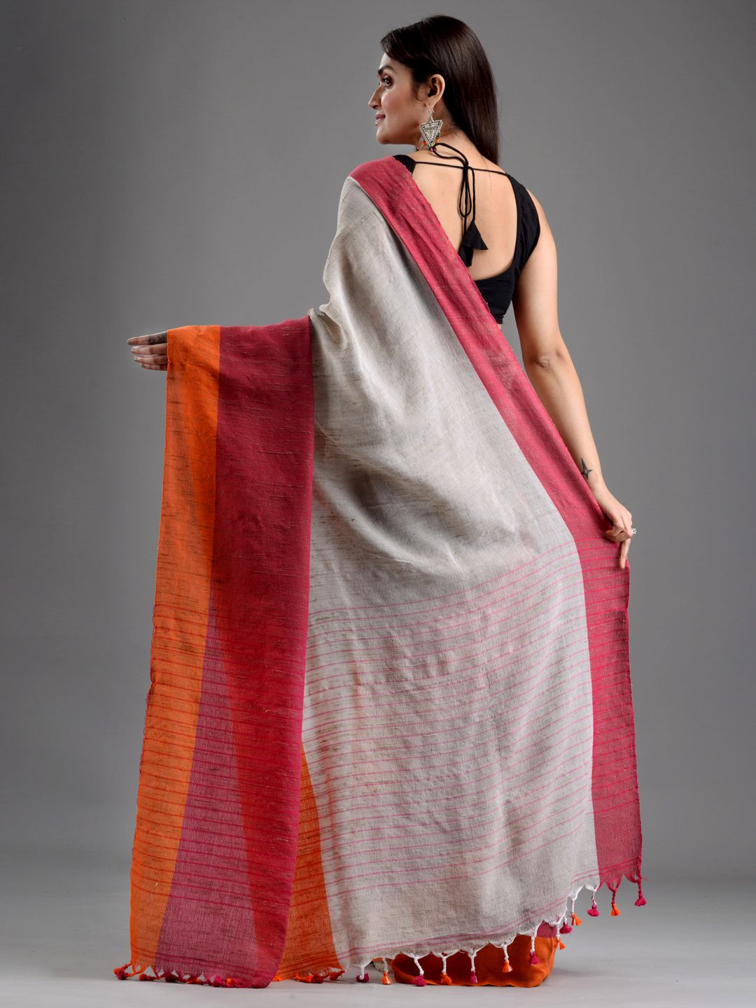 SAJASAJO COTTON AND GHICHA BENGAL HANDLOOM COTRASR BORDER SAREE