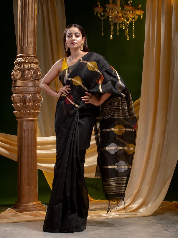 SILK AND COTTON HAND WOVEN DHAKAI PATTERN SAREE