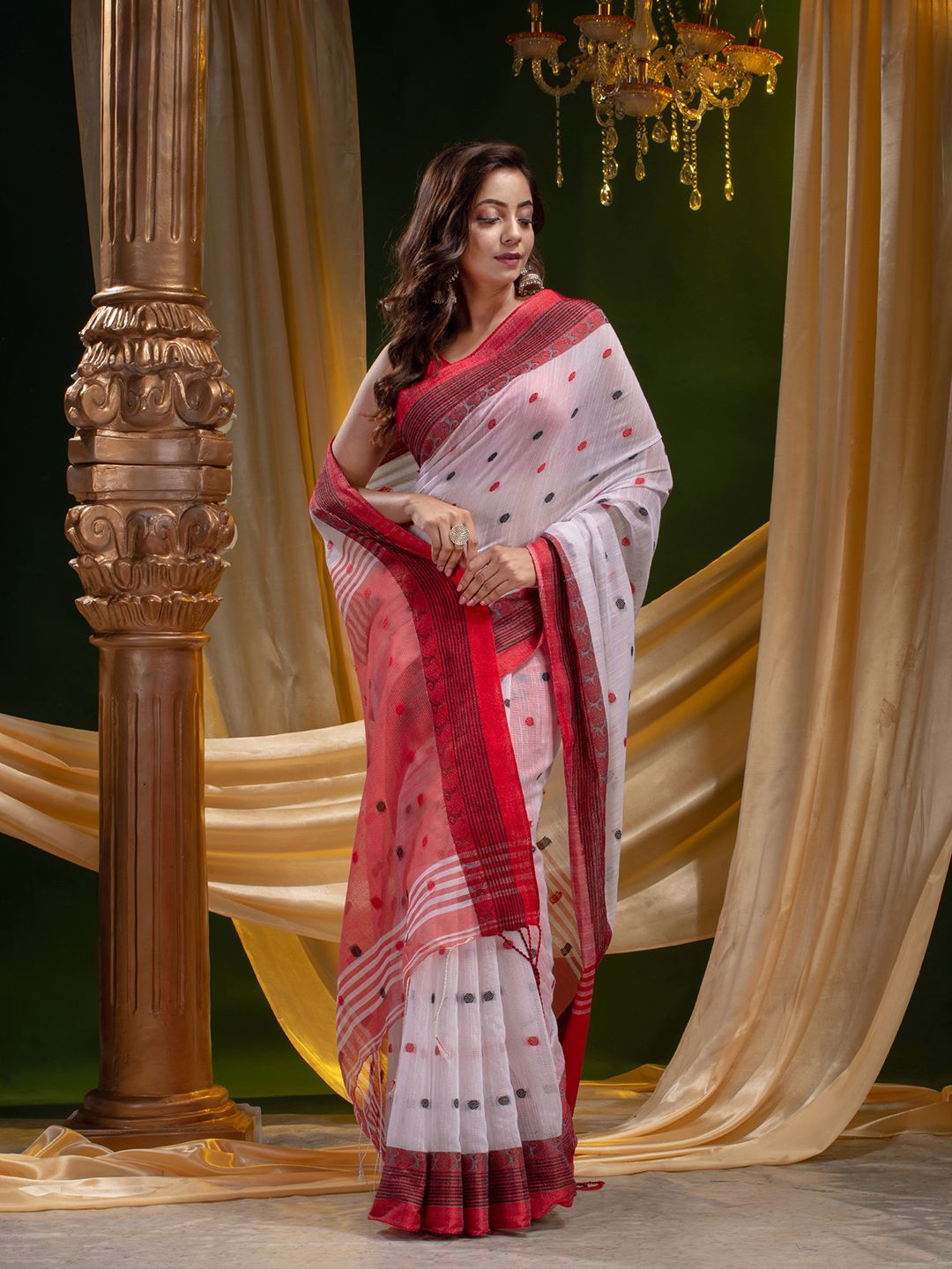 SILK AND COTTON HAND WOVEN POLKA DOT SAREE