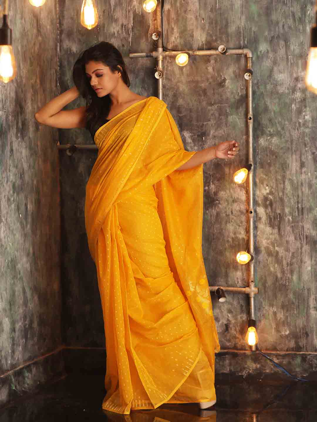 Yellow Hand woven  Jamdani Saree With Zari