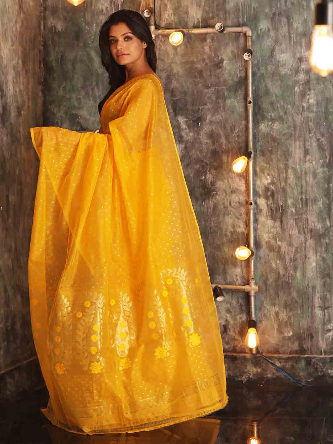 Yellow Hand woven  Jamdani Saree With Zari