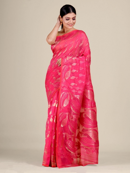 Pink and Golden Silk Cotton handwoven soft Jamdani saree with fish motiff in pallu 0